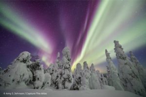 Le site Capture The Atlas vous fait découvrir les 25 lauréats du 2021 Northern Lights Photographer of the Year des plus belles photos d'aurores boréales